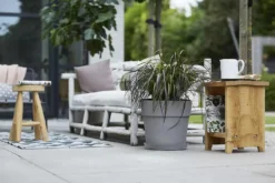 Elho® Vibia Straight Round 30cm Living Concrete 9 Elho® Vibia Straight Round 30cm Living Concrete -Garden Care Supply Store elho vibia straight round living concrete 1629365640 1500x1000 61f328c0d8cc5 l